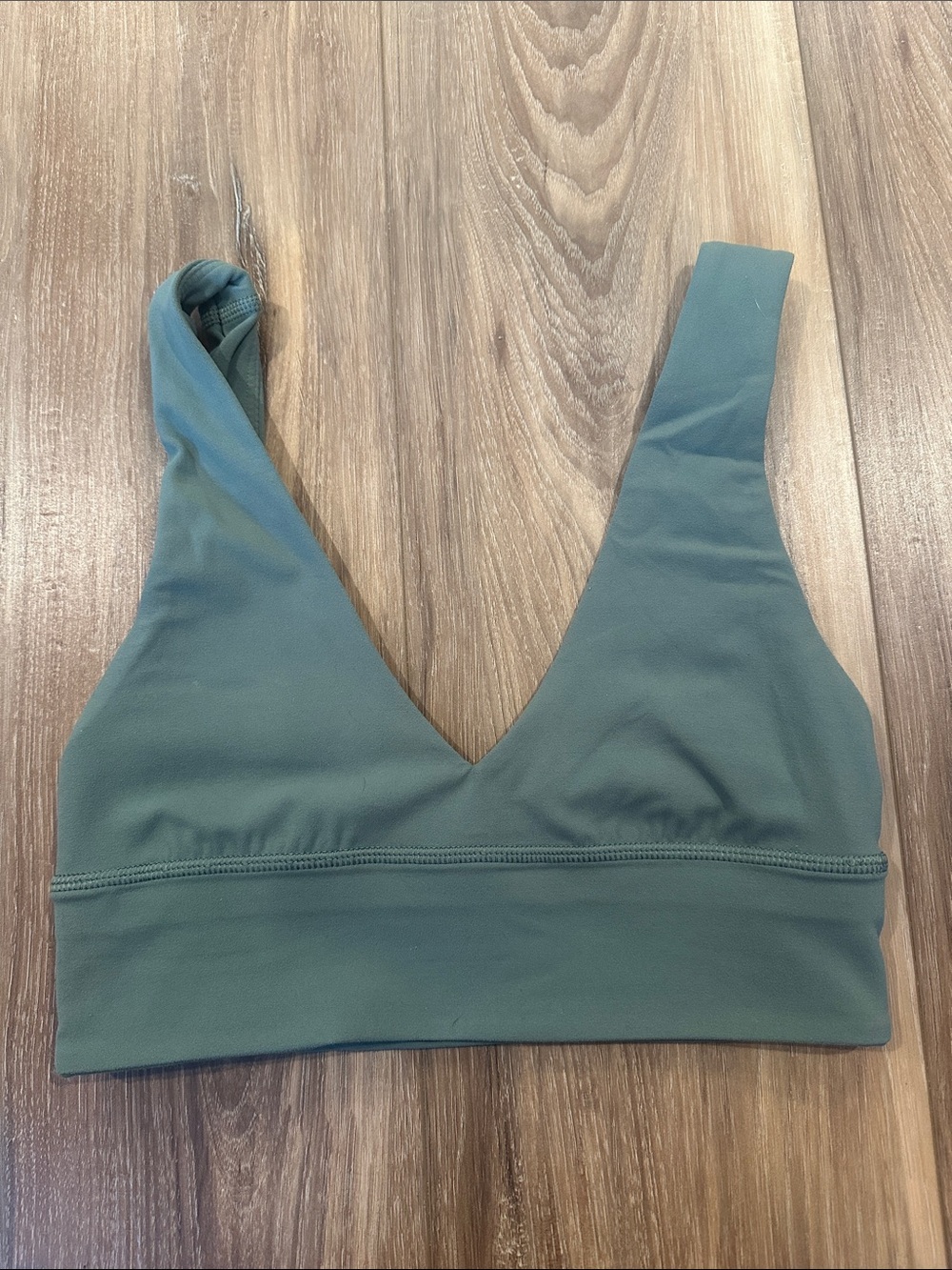 Lululemon align V neck sports bra